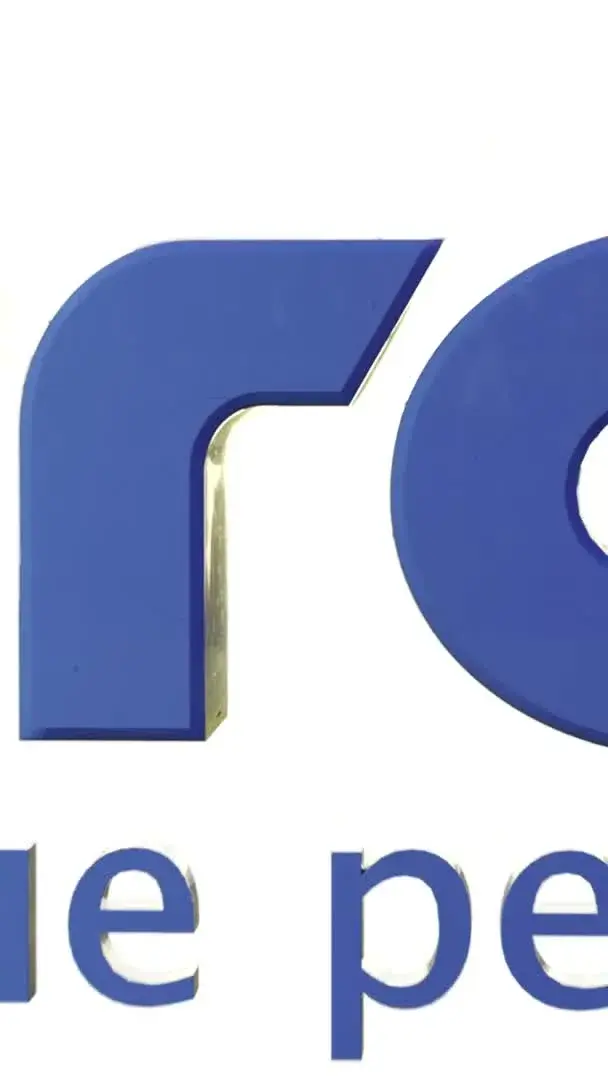 Видеообзор — Точечный светильник Feron 48299 HL370 — белый
