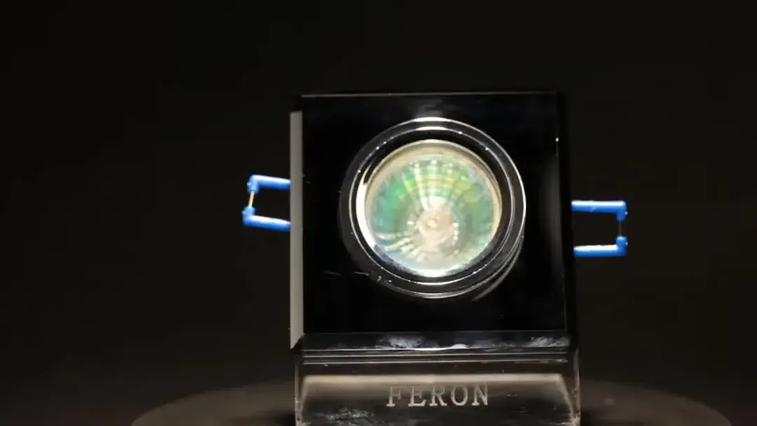 Видеообзор — Точечный светильник Feron 19722 DL8170-2/8170-2 — черный