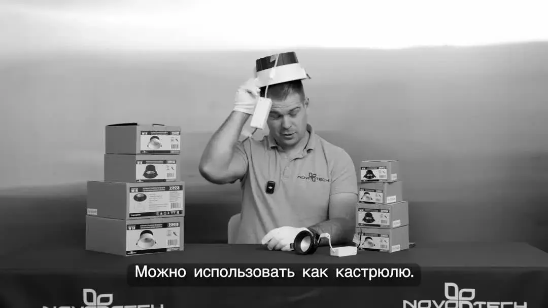 Видеообзор — Матовый черный встраиваемый точечный светильник Novotech CLARA, низкий профиль, диаметр 84 мм