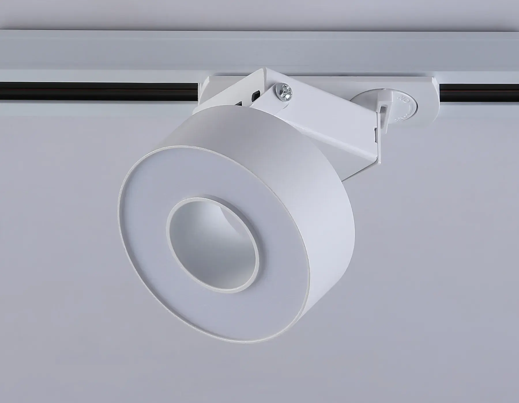 Трековый светильник Ambrella Light GL6861 — белый