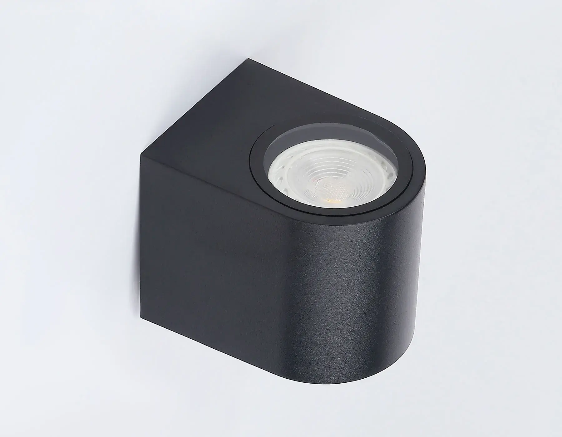 Уличный светильник Ambrella Light ST3722 — черный, ракурс 2