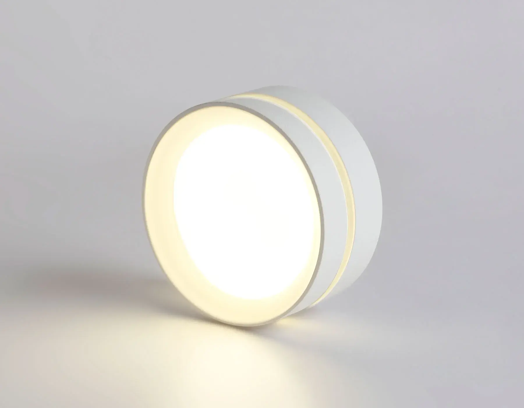 Точечный светильник Ambrella Light TN5388 — белый, ракурс 4