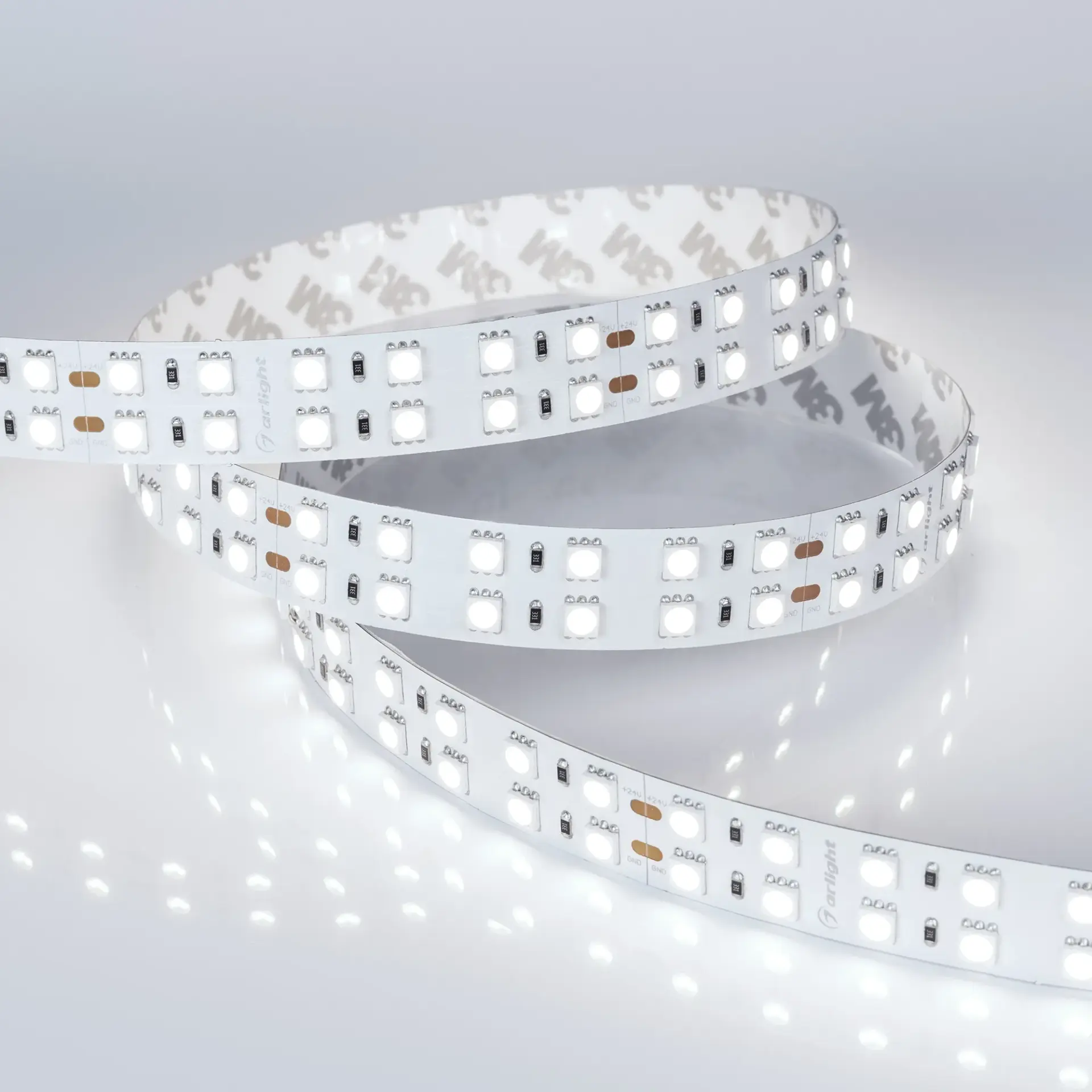 Светодиодная лента RT-B144-19mm 24V White6000 (34.4 W/m, IP20, 5060, 5m), ракурс 3