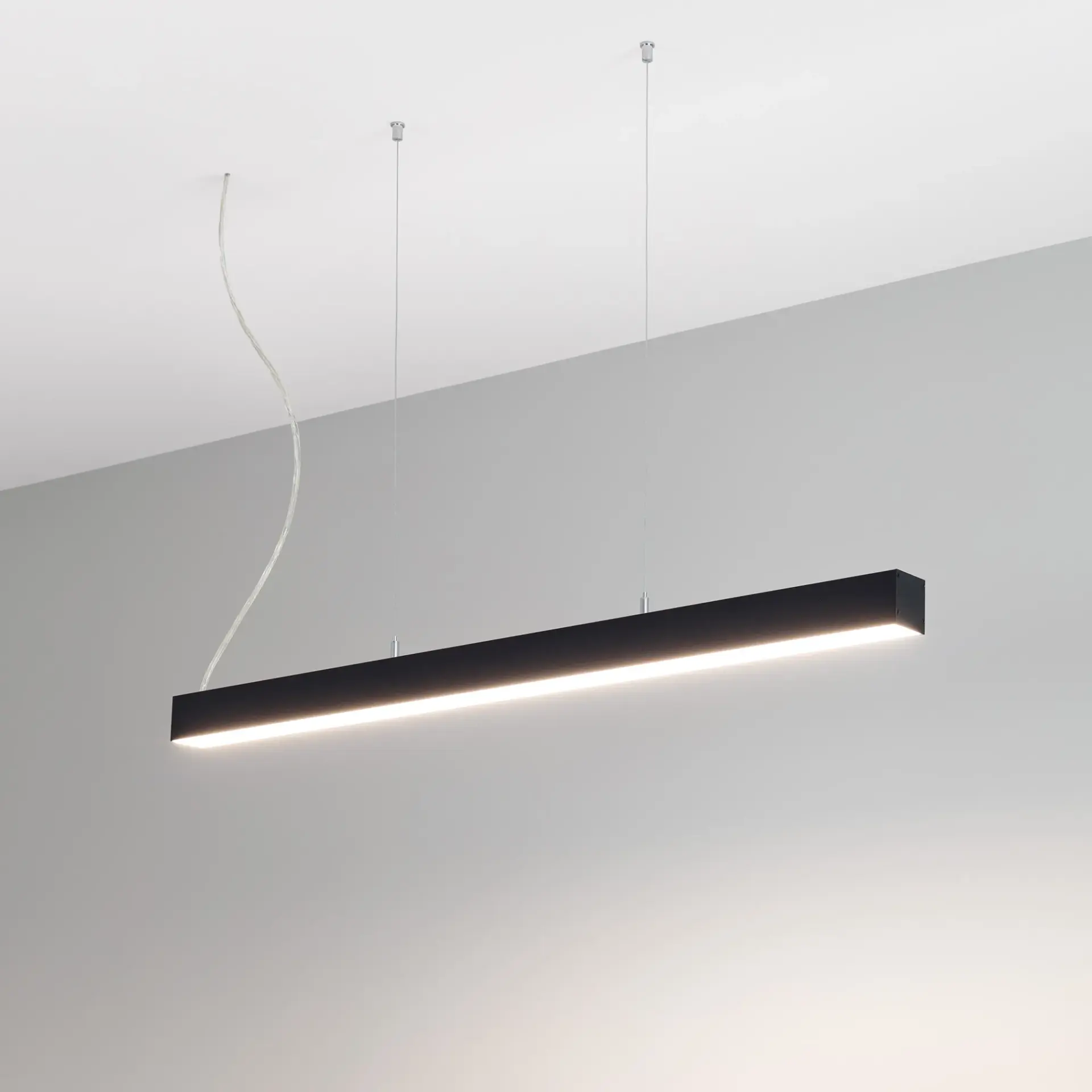 Профиль LINE-S-5050-2500 BLACK, ракурс 3