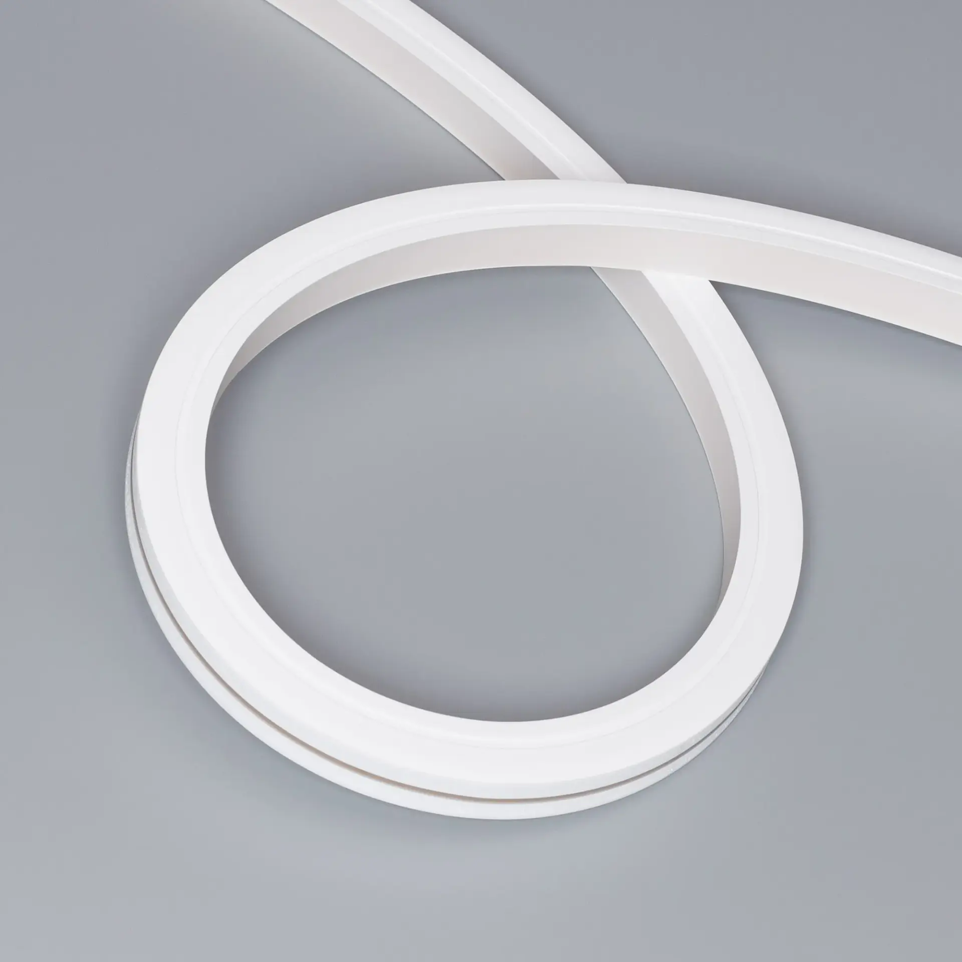 Гибкий неон MOONLIGHT-TOP-X280-16x16mm 24V Warm 2700 (10W/m, IP67, 15m, wire x1), ракурс 3