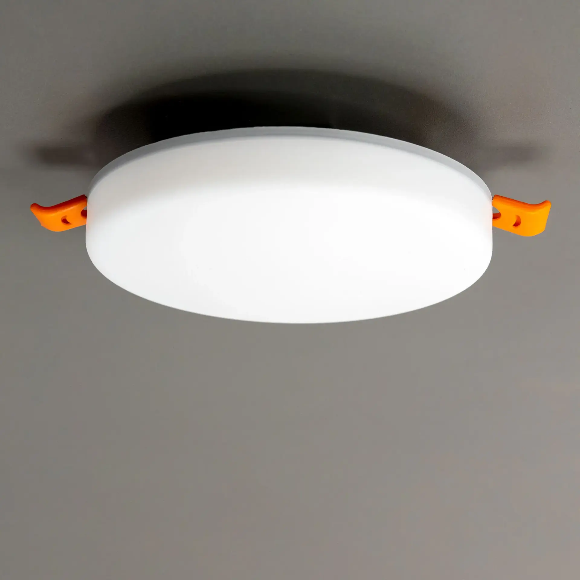 Точечный светильник Citilux CLD5315N ВЕГА — белый, ракурс 10
