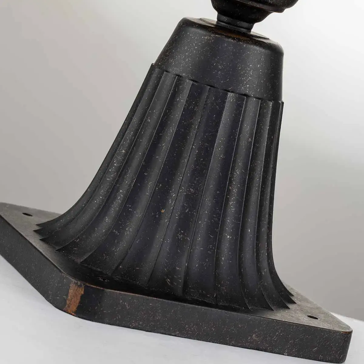 Уличный светильник Elstead Lighting CL3-S — бронза, ракурс 4