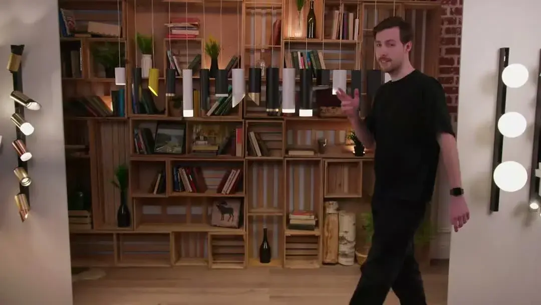 Видеообзор — Светильник для однофазного трека Lightstar PRO051016 ILLUMO F — белый