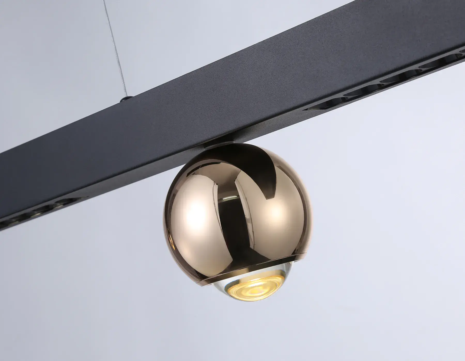 Светильник Ambrella Light FL5956 — черный, ракурс 2