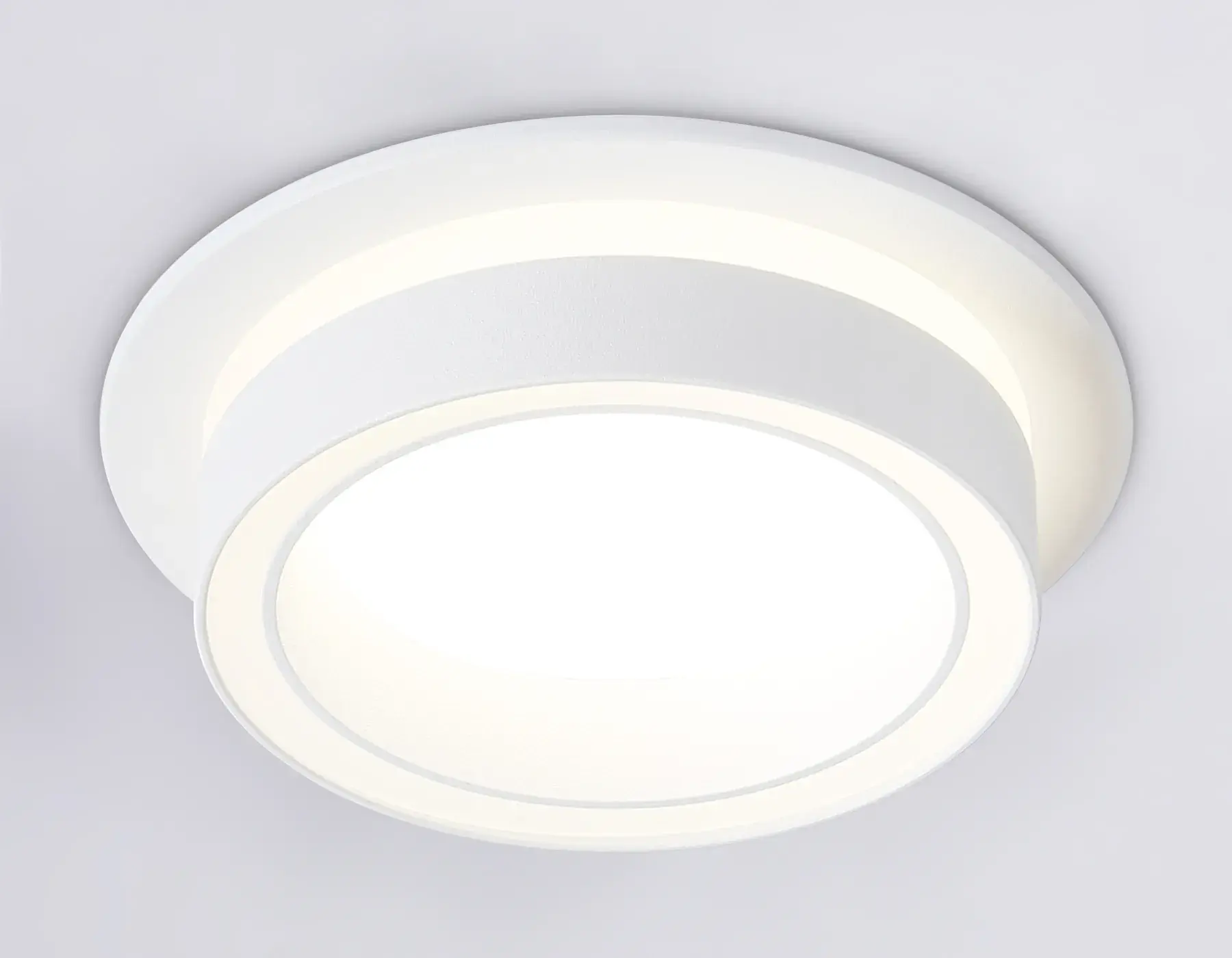 Точечный светильник Ambrella Light TN5240 — белый, ракурс 4