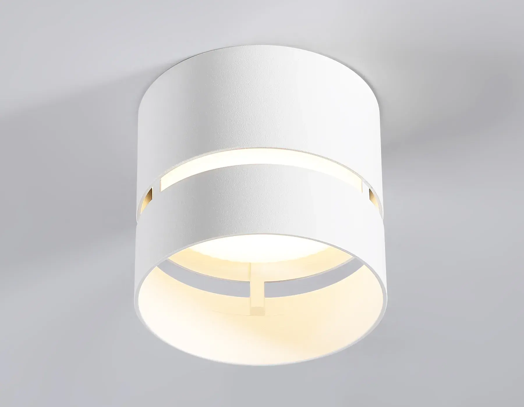Точечный светильник Ambrella Light TN71050 — белый, ракурс 2
