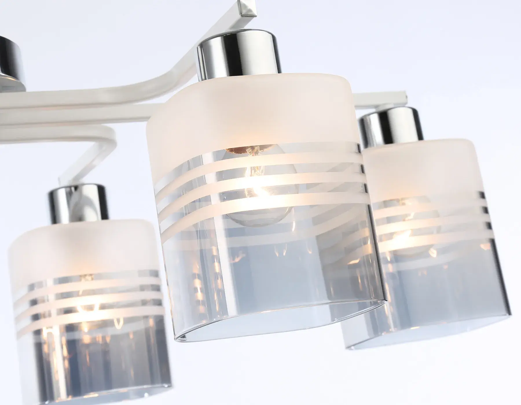 Люстра Ambrella Light TR303207 — белый, ракурс 2