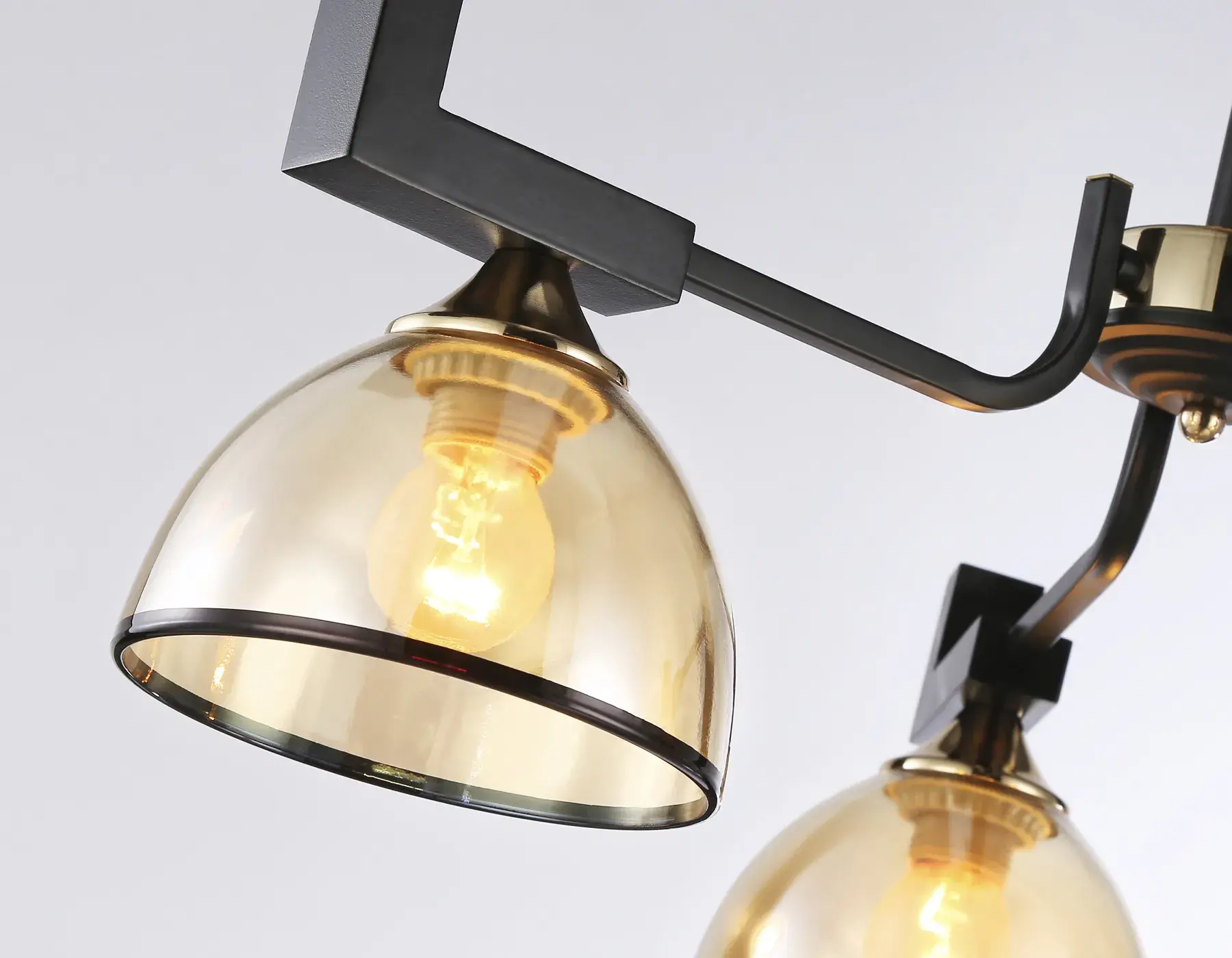 Люстра Ambrella Light TR9098 — черный, ракурс 4