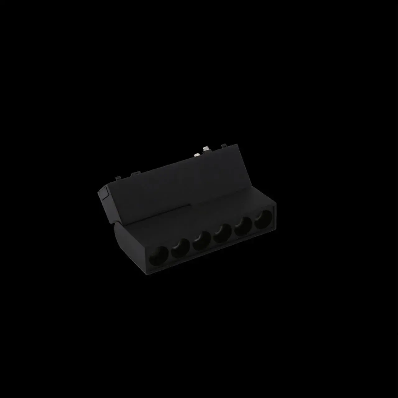 Светильник для трека Aployt APL.0104.00.10 MAGNETIC TRACK 48 — черный, ракурс 4