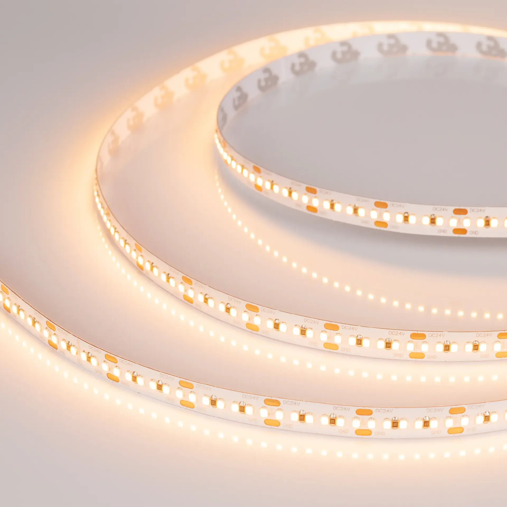 Светодиодная лента MICROLED-M300-8mm 24V Warm2700 (8 W/m, IP20, 2216, 5m)