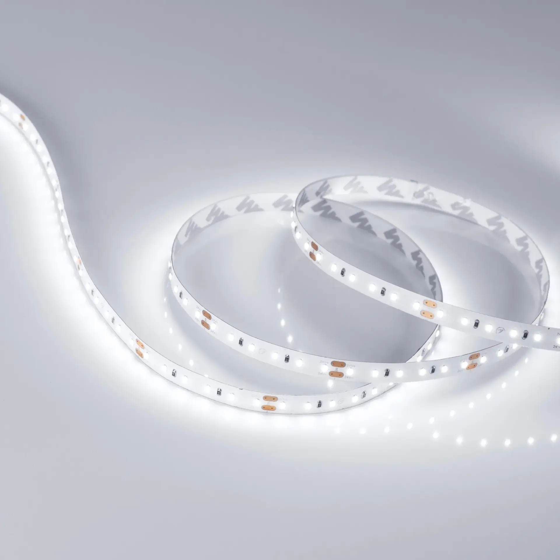 Светодиодная лента MICROLED-5000HP 24V White6000 8mm (2216, 120 LED/m, LUX)