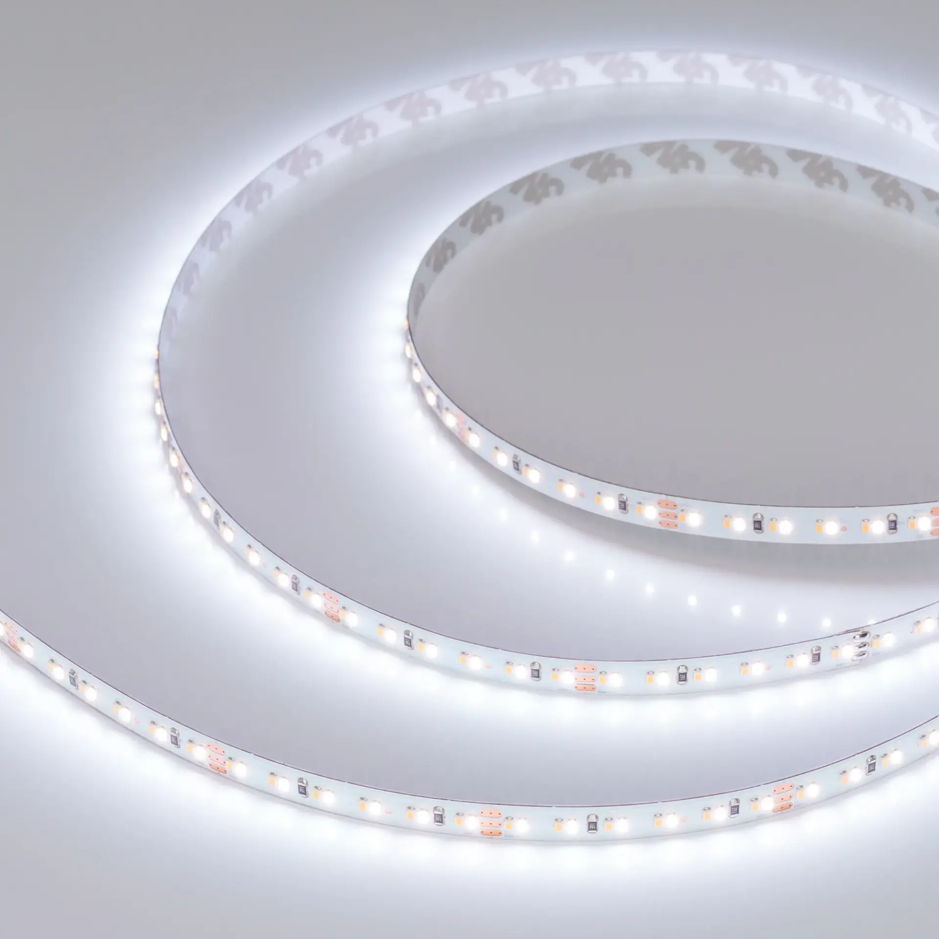 Светодиодная лента MICROLED-M240-8mm 24V White-MIX (19.2 W/m, IP20, 2216, 5m), ракурс 3