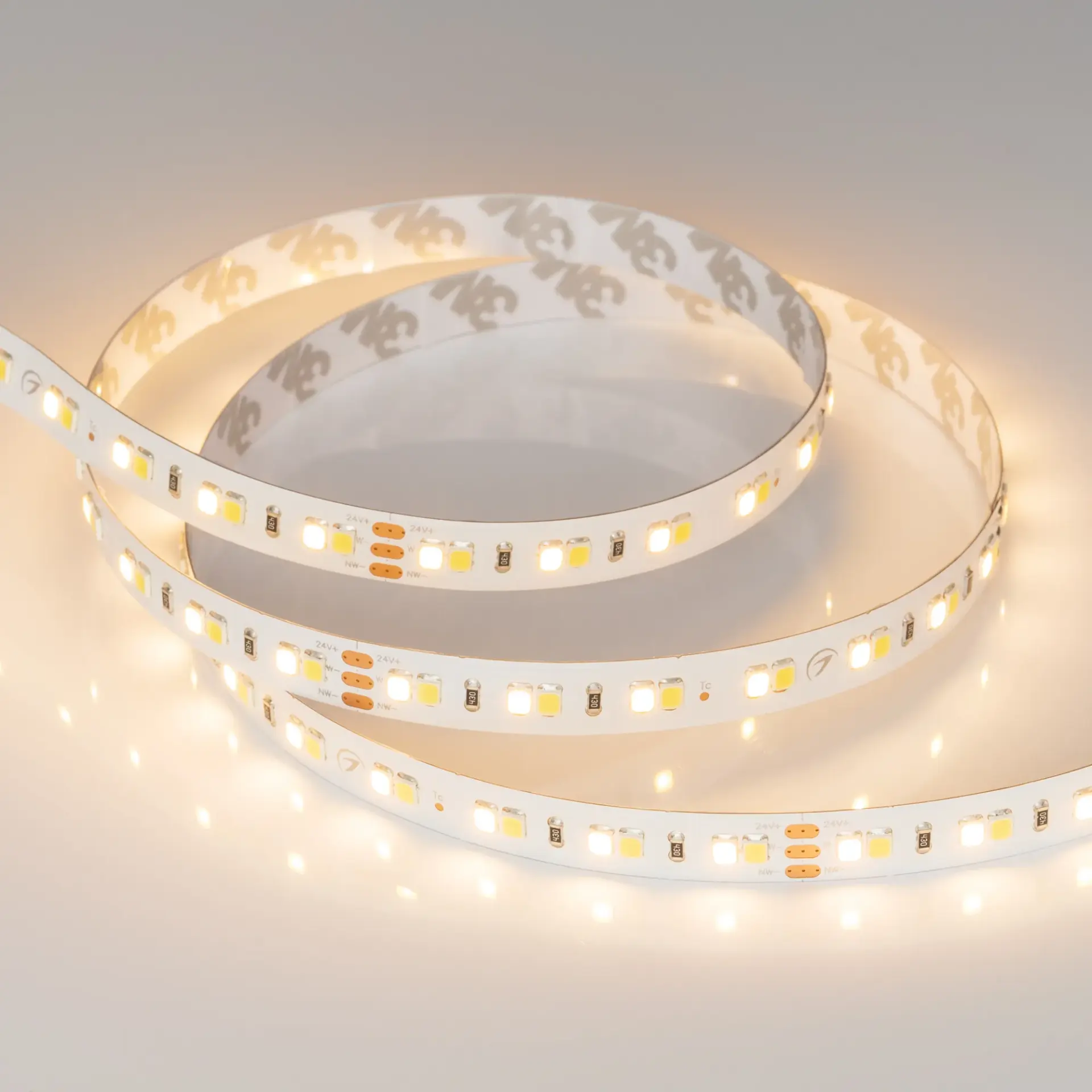 Светодиодная лента RT-A140-10mm 24V White-MIX (19.2 W/m, IP20, 2835, 5m), ракурс 3