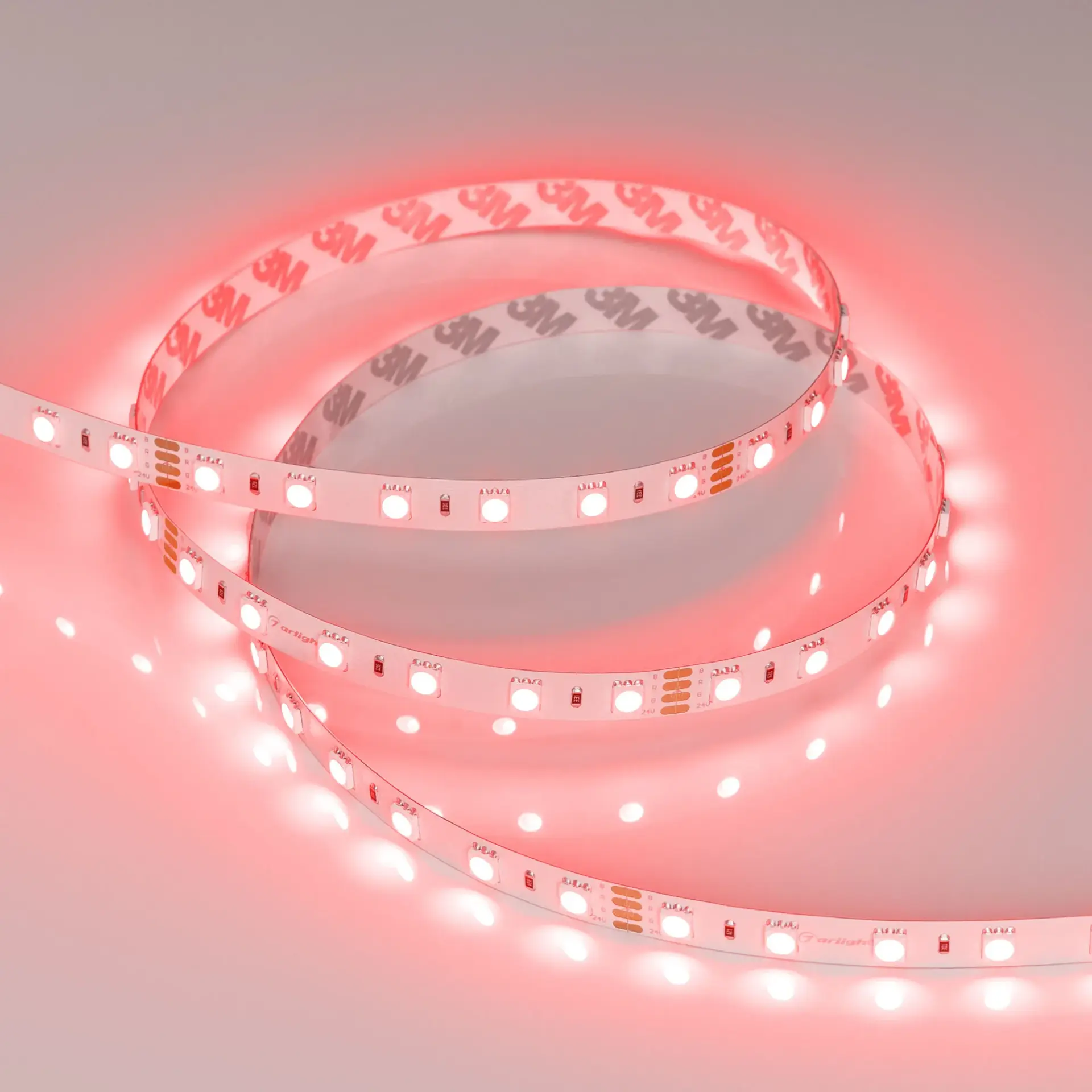 Светодиодная лента RT-B60-10mm 24V RGB (14.4 W/m, IP20, 5060, 50m), ракурс 3