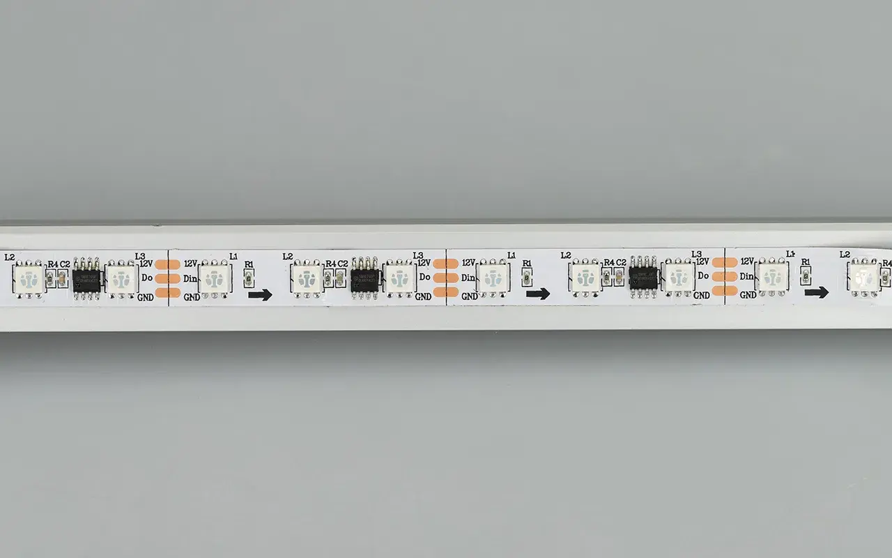 Светодиодная лента SPI-B60-10mm 12V RGB-PX3 (14.4 W/m, IP20, 5060, 5m), ракурс 3