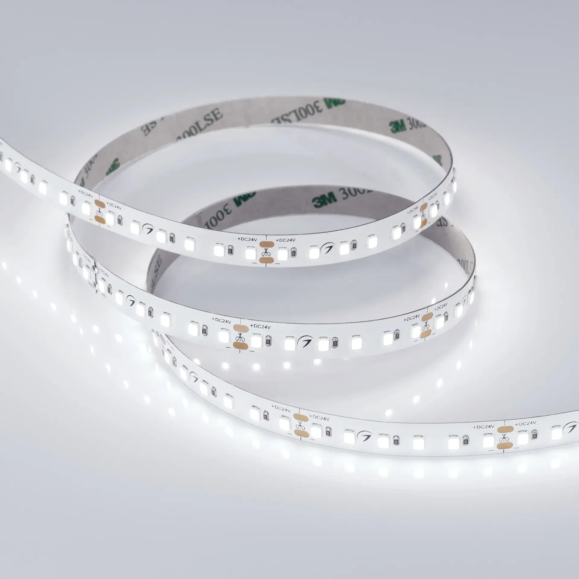 Светодиодная лента TWIST-A120-10mm 24V White6000 (10 W/m, IP20, 2835, 5m), ракурс 3