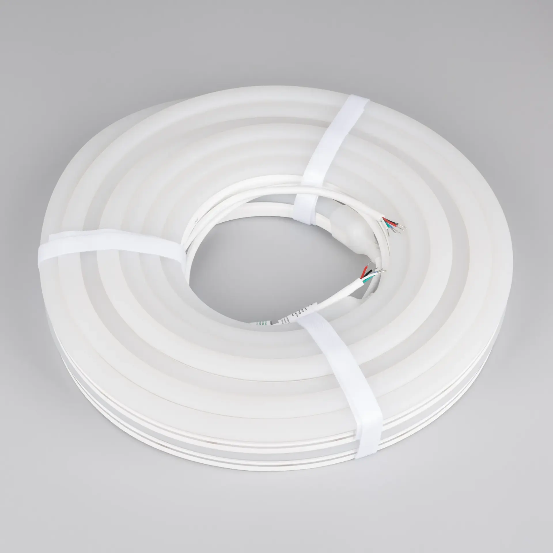 Гибкий неон MOONLIGHT-PRO-SIDE-X336-12x24mm 24V RGBW-Day (12 W/m, IP68, 10m, wire x2), ракурс 3