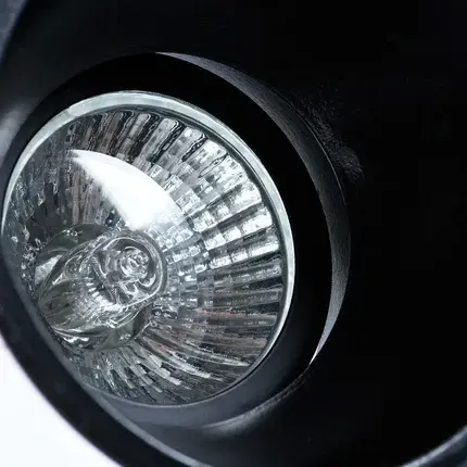 Точечный светильник Arte Lamp A6663PL-1BK TAURUS — белый, ракурс 3