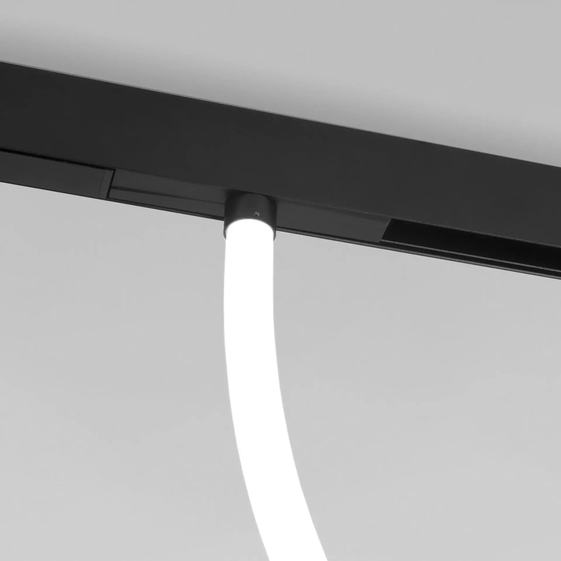 Slim Magnetic Full light N03 Трековый светильник 65W 4200K 85027/01 85027/01 65W 4200K — черный, ракурс 3