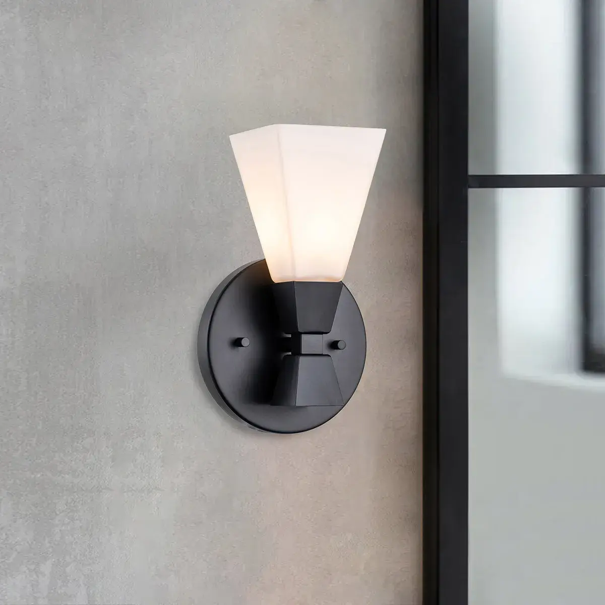 Светильник для ванной комнаты Elstead Lighting BOWTIE-1-MB — черный, ракурс 5