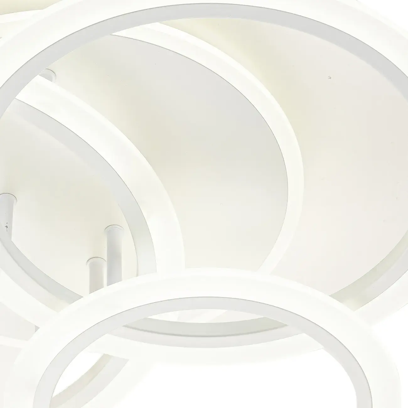 Люстра Escada 10231/3LED RANDOM — белый, ракурс 5