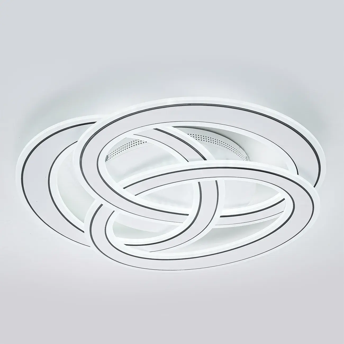 Светильник Escada 10243/3LED QUANT — белый, ракурс 4