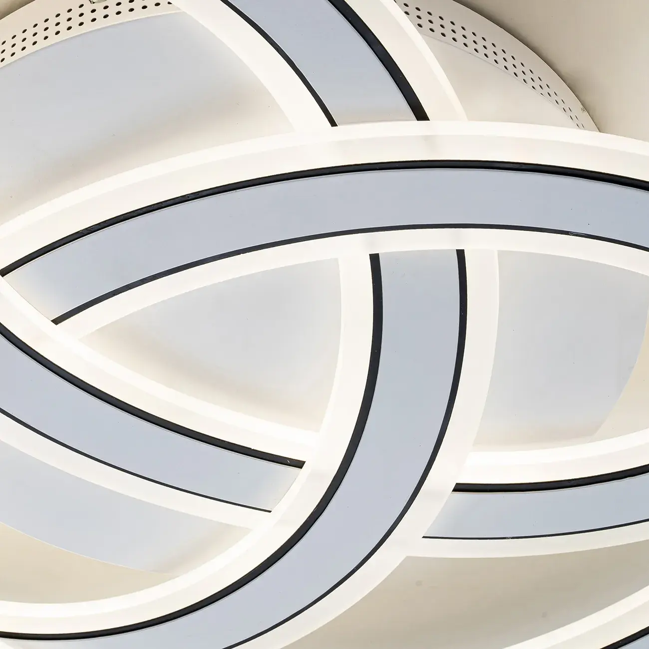 Светильник Escada 10243/3LED QUANT — белый, ракурс 5