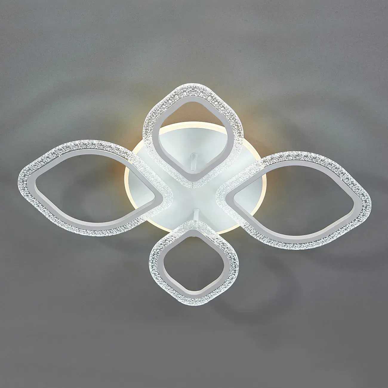 Люстра Escada 10251/4LED BL BUBBLE — белый, ракурс 3