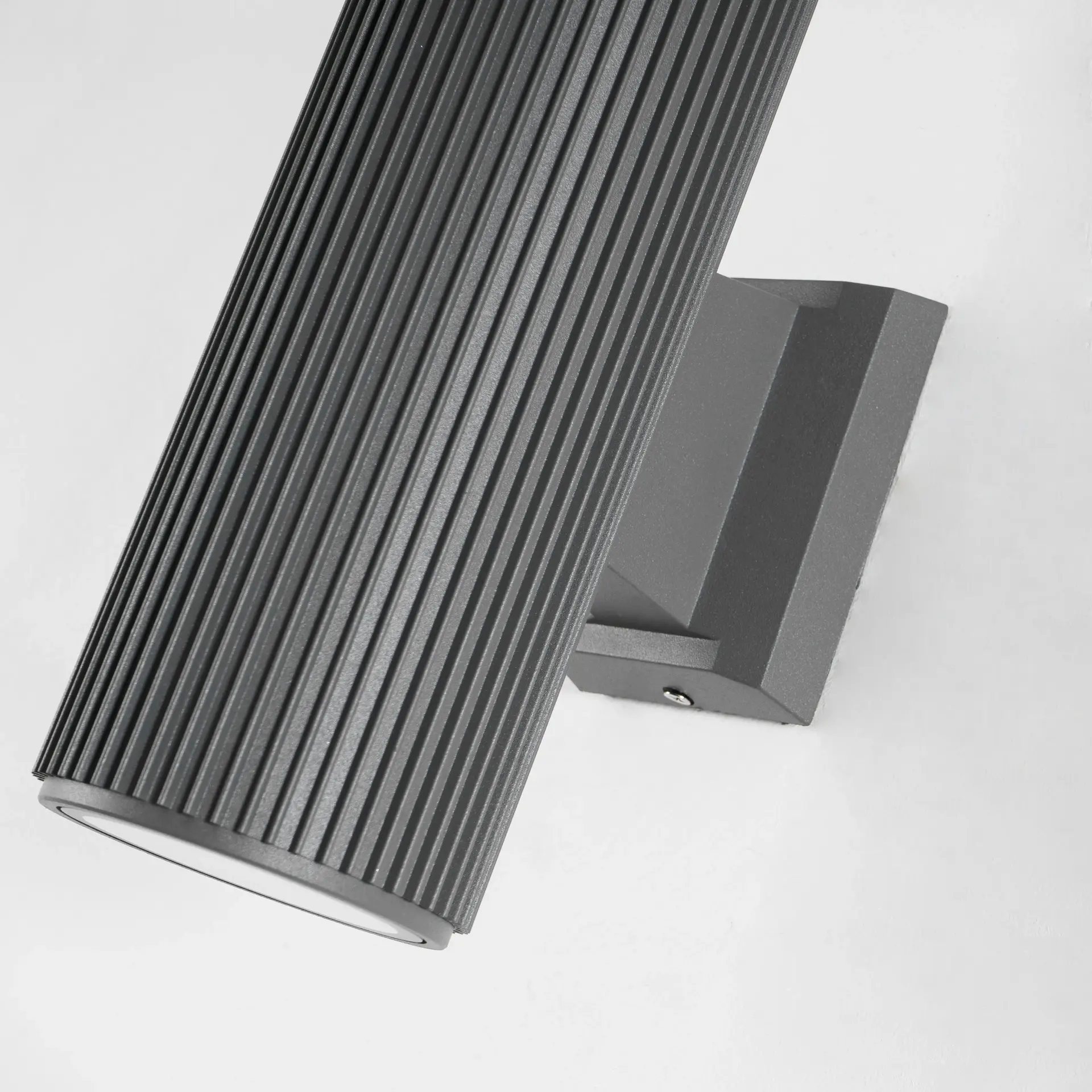 Уличный светильник Favourite 2860-2W POLA — серый, ракурс 4