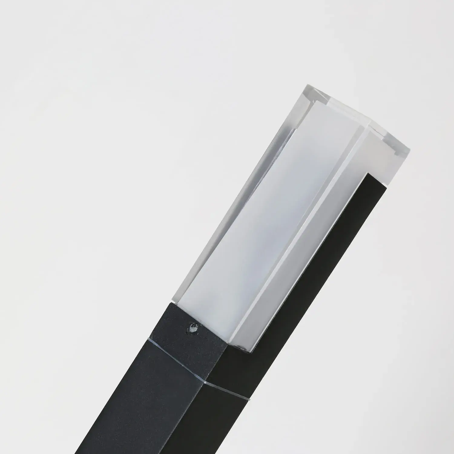 Уличный светильник Favourite 2861-1F PILLAR — черный, ракурс 5
