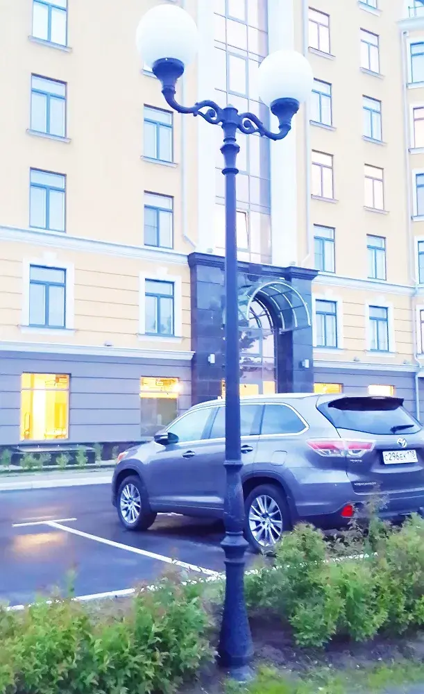 Фонарный столб Fumagalli G40.208.M20.AYE27 GLOBE 400 — черный, ракурс 6