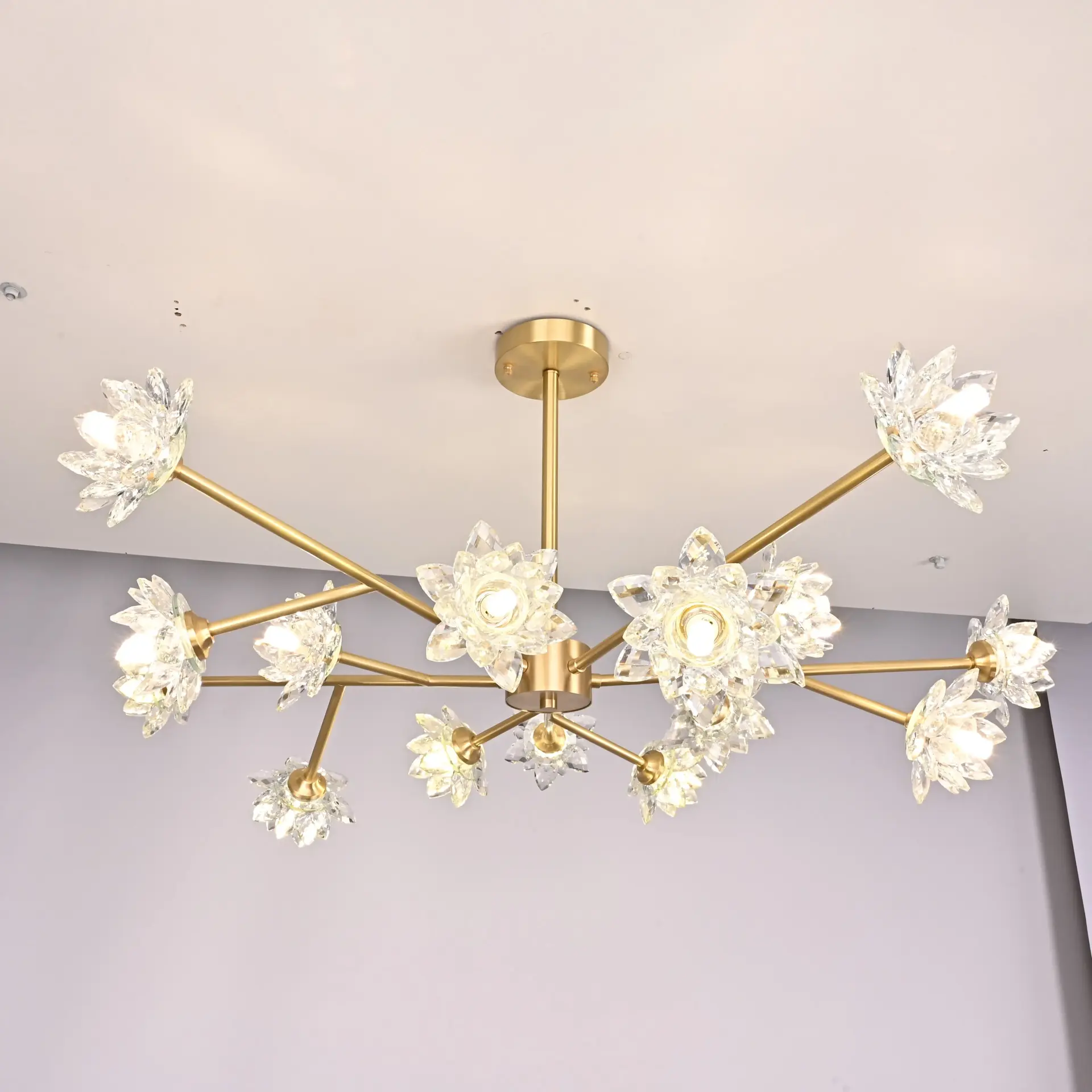 Люстра Imperium Loft 203939-26 LOTOS — золотой, ракурс 3