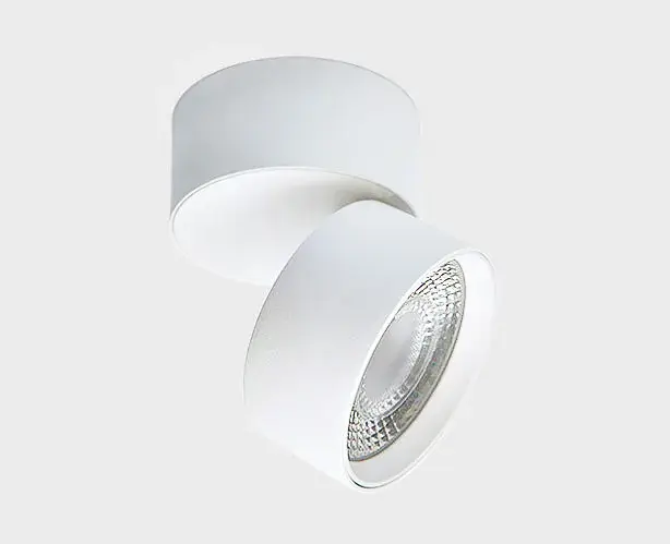 Точечный светильник Italline IT02-010 white 3000K — белый, ракурс 2