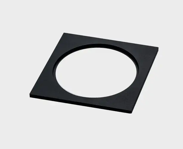 Точечный светильник Italline IT06-6016 black FR1 — черный, ракурс 3