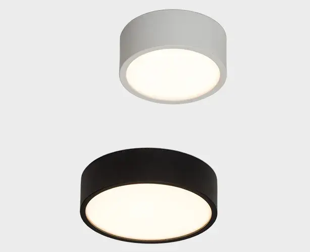 Точечный светильник Italline M04-525-125 black 4000K — черный, ракурс 5