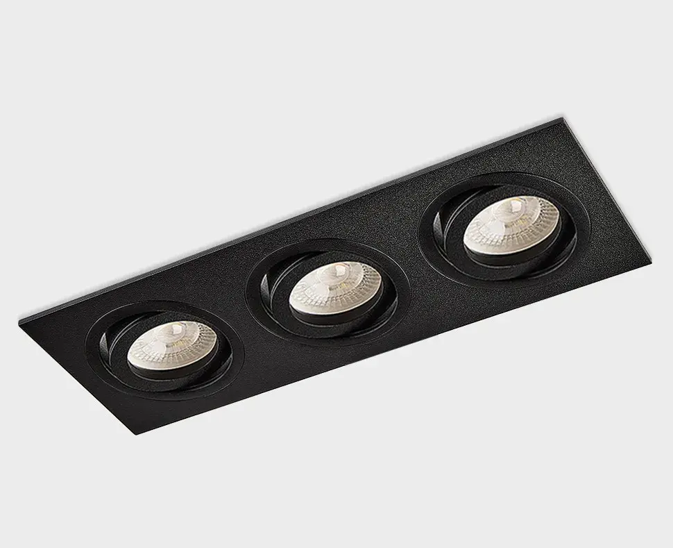 Точечный светильник Italline SAG303-4 black/black — черный