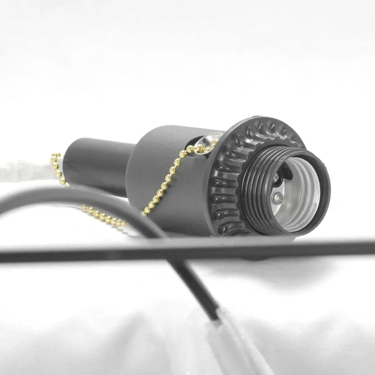Торшер Lussole LSP-0524 ВРАНГЕЛЬ — черный, ракурс 2