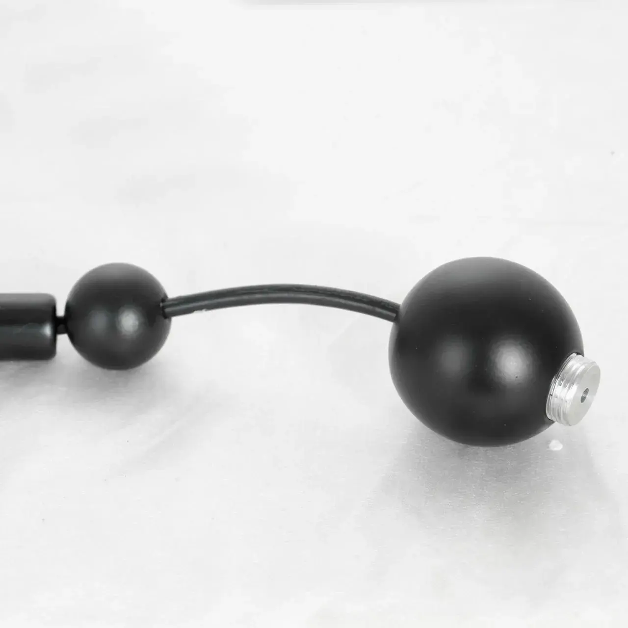 Люстра Lussole LSP-7069 БЕНД — черный, ракурс 4