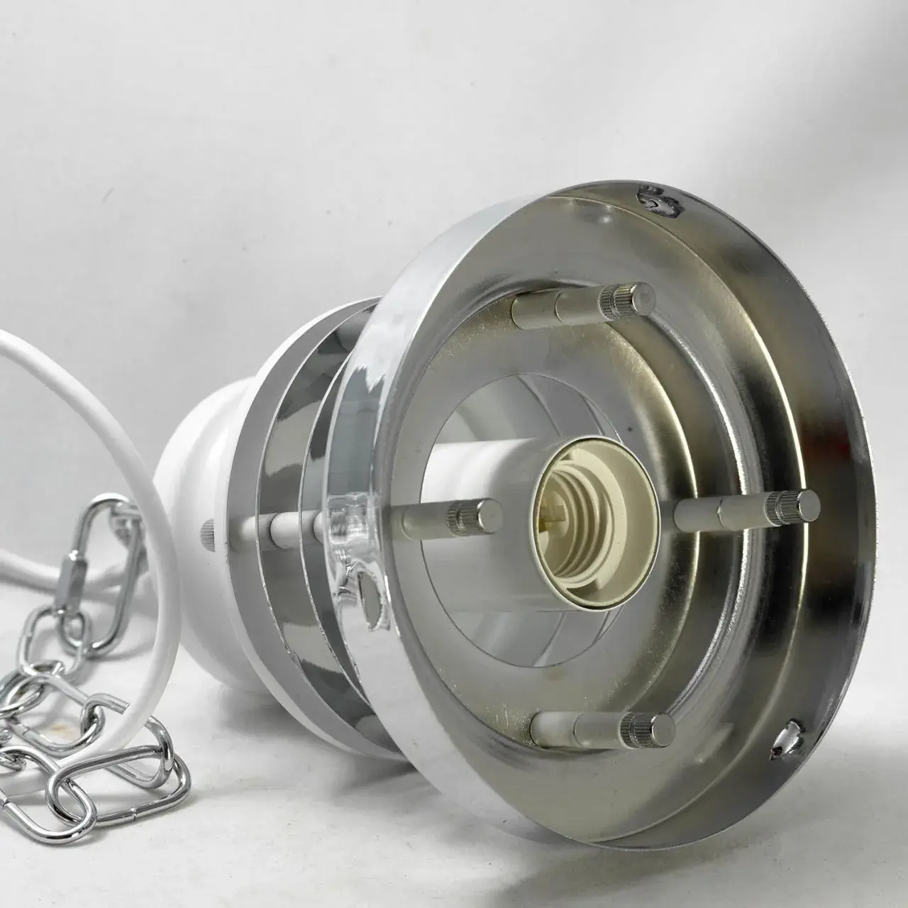 Светильник Lussole LSP-8030 КЕТЧИКАН — белый, ракурс 2