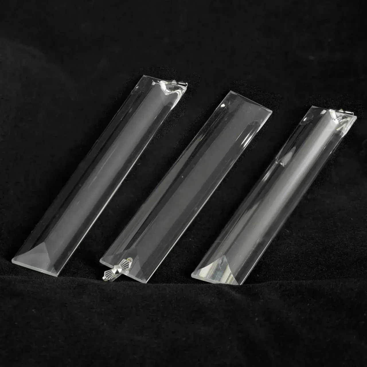 Светильник Lussole LSP-8729 БЕРКЛИ — черный, ракурс 2