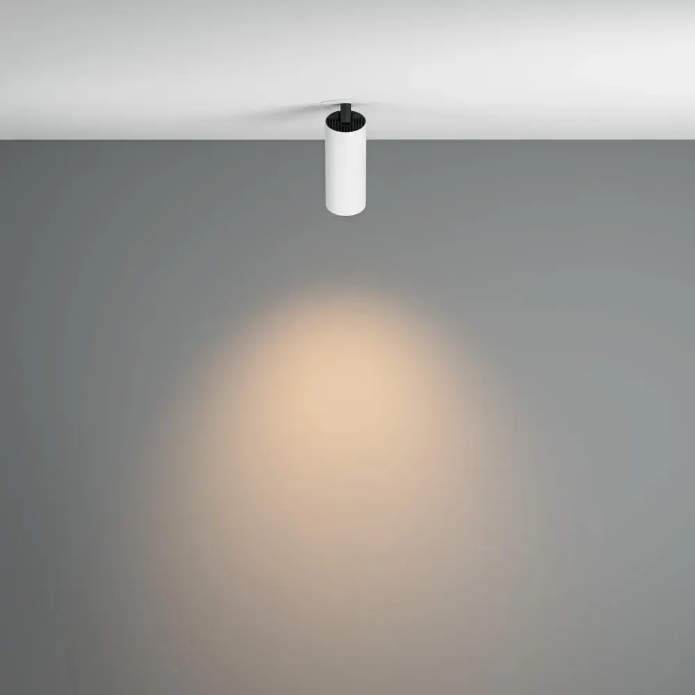 Встраиваемый точечный светильник Maytoni FOCUS LED — белый, ракурс 5