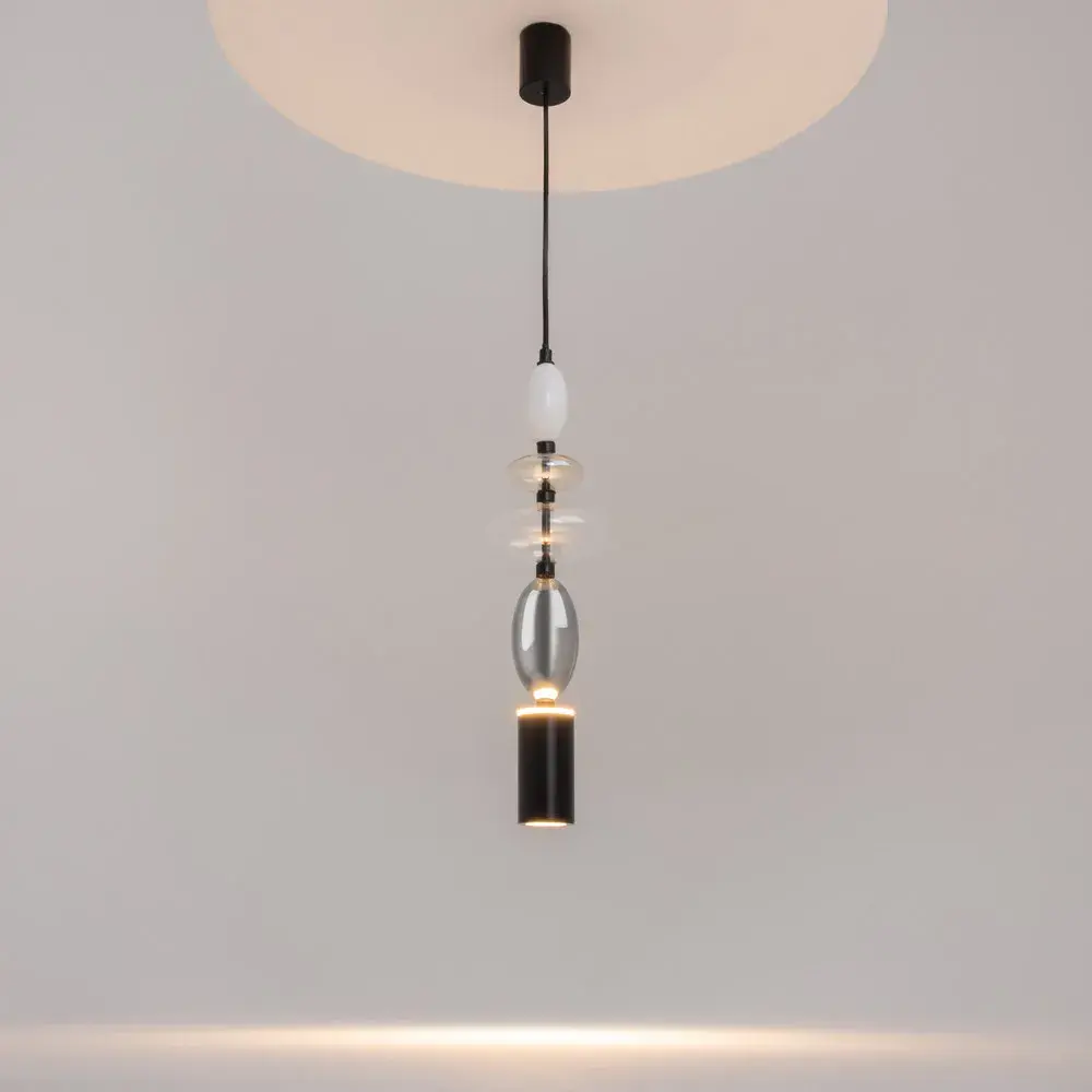 Подвесной светильник Maytoni MONOCHROME — черный, ракурс 3