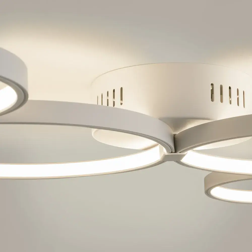 Потолочная люстра Maytoni OLYMPIA — белый, ракурс 7