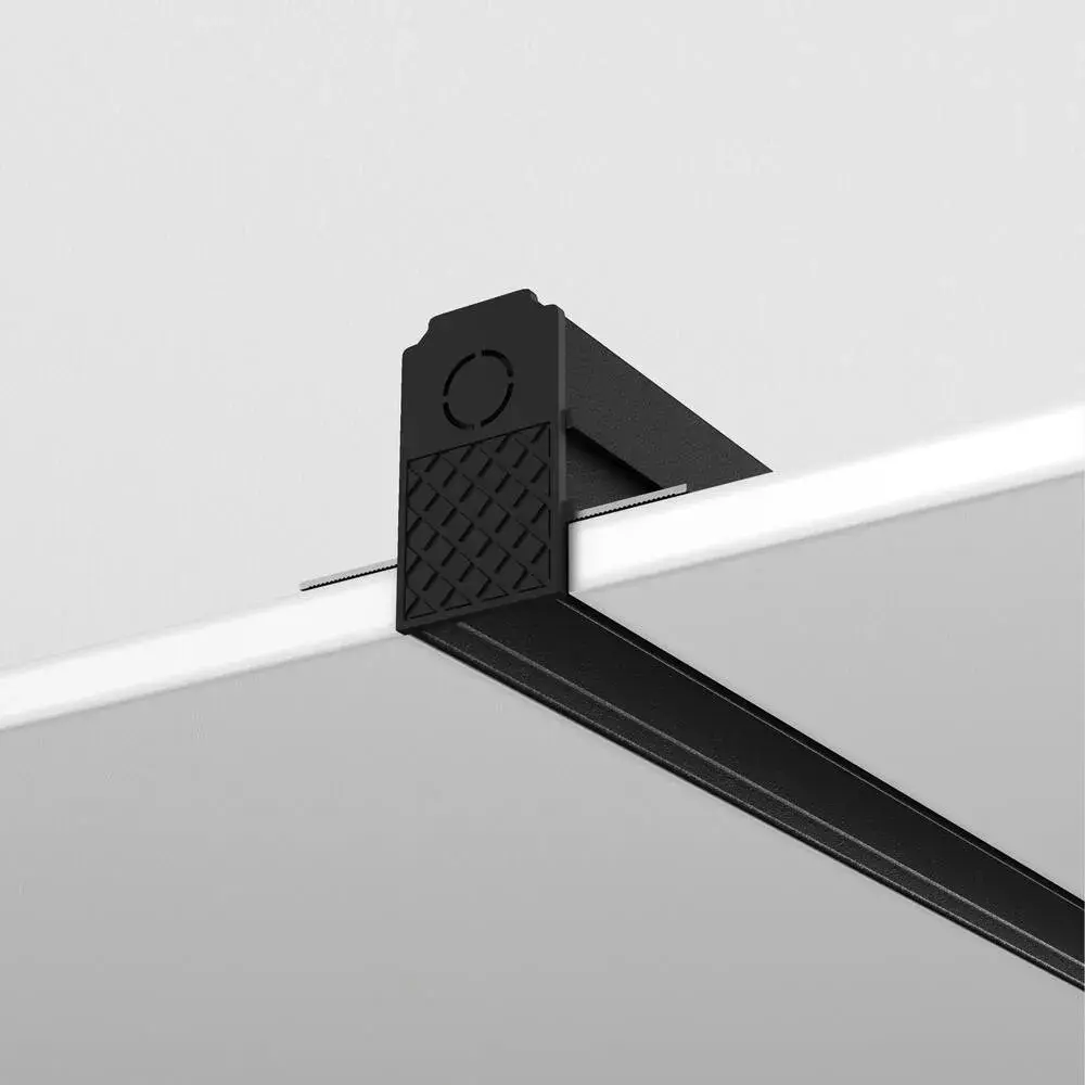 Шинопровод Maytoni ACCESSORIES FOR 20MM MAGNETIC TRACK SYSTEM EXILITY — магнитные, черный, ракурс 2
