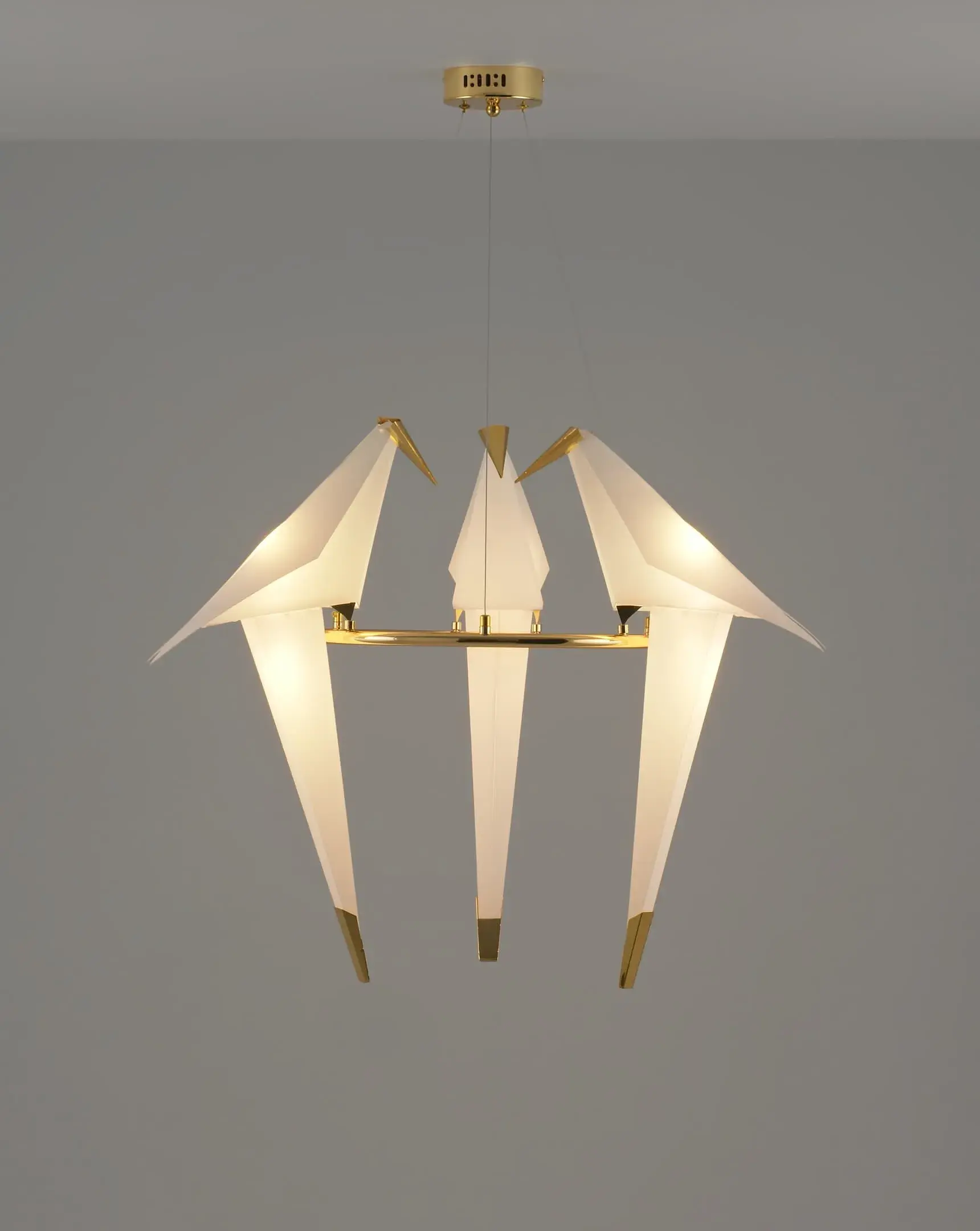 Люстра Moderli V3071-3PL BIRDS — золотой, ракурс 2